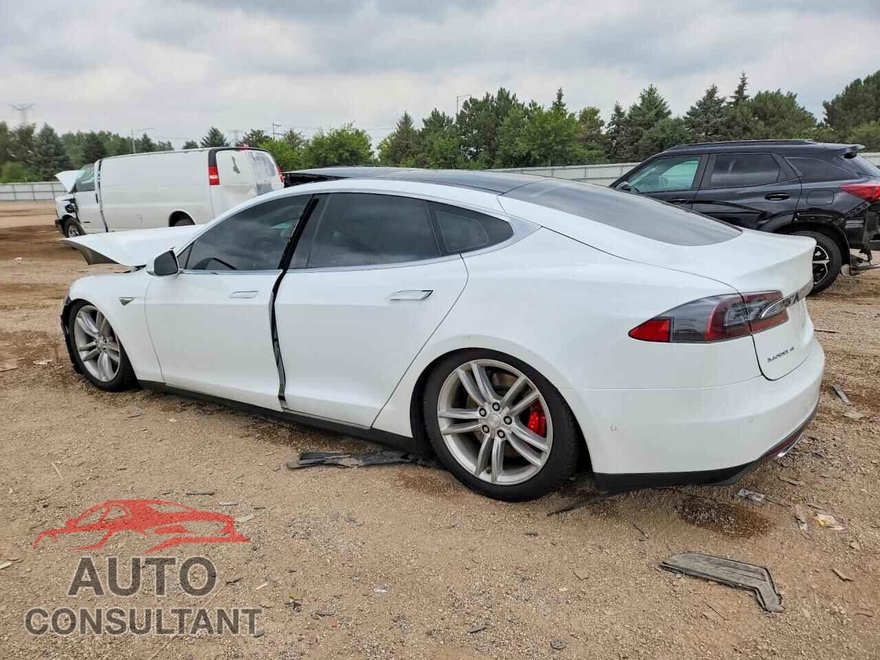 TESLA MODEL S 2015 - 5YJSA1H40FF087637