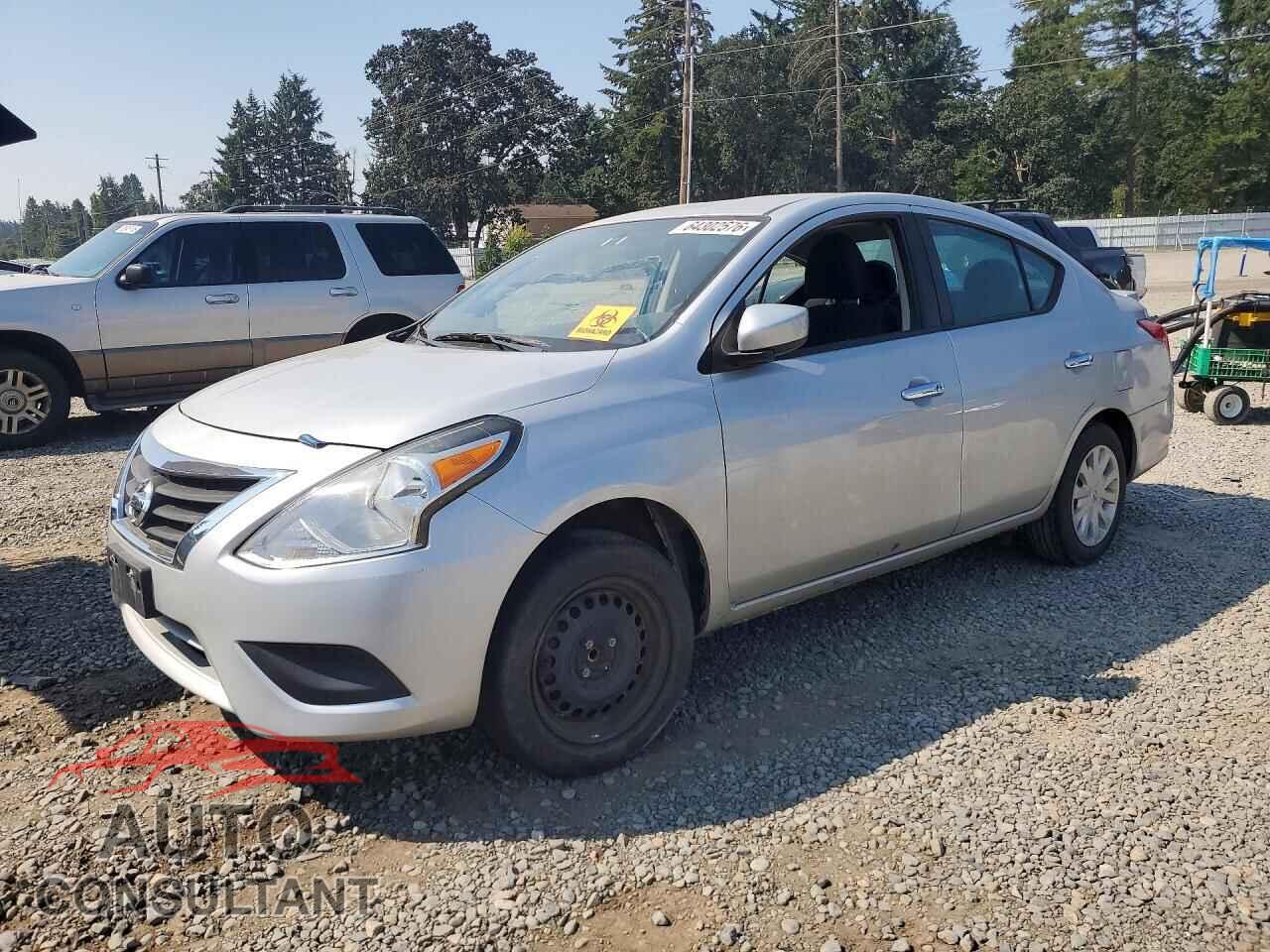 NISSAN VERSA 2019 - 3N1CN7AP1KL857553