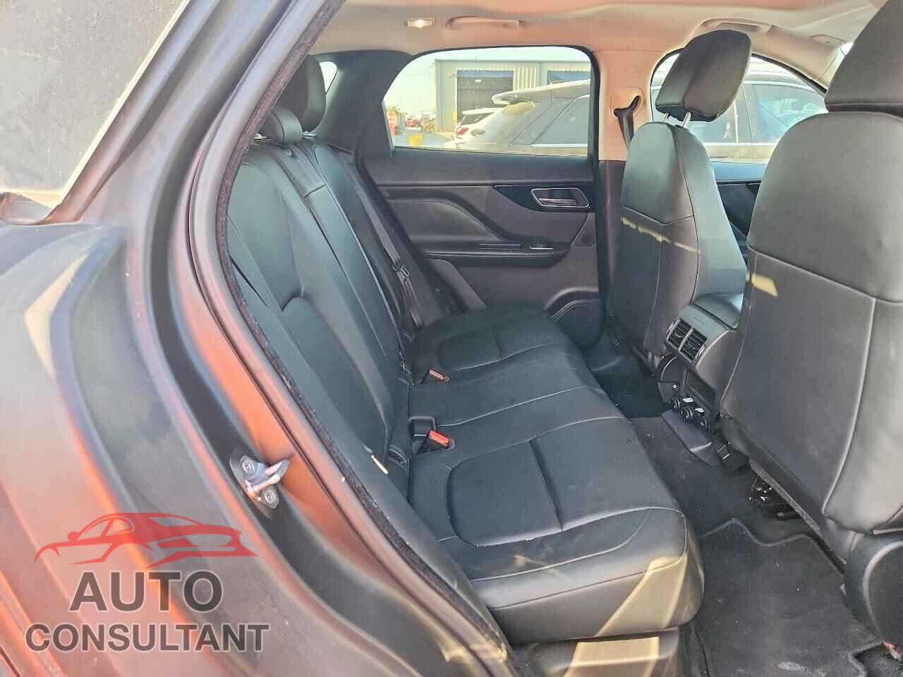 JAGUAR F-PACE 2017 - SADCJ2BV3HA063540