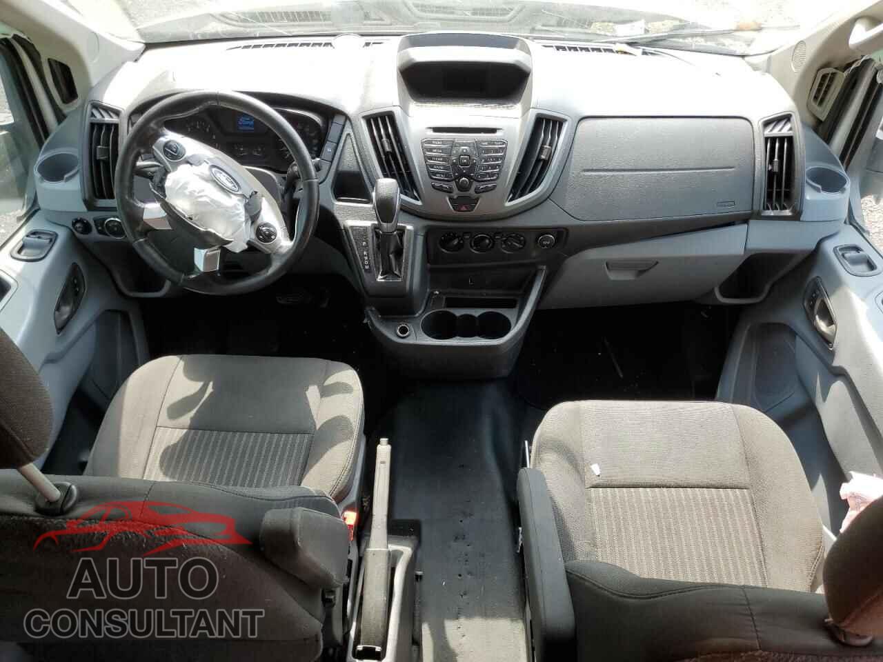 FORD TRANSIT 2017 - 1FTYR1CM3HKA38108