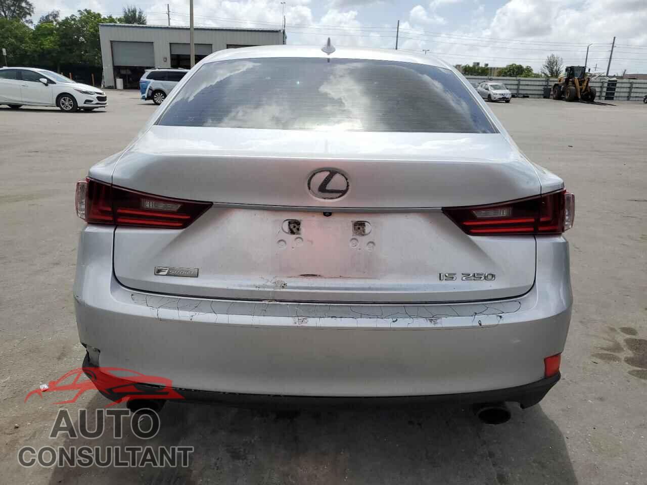 LEXUS IS 2015 - JTHBF1D28F5047361