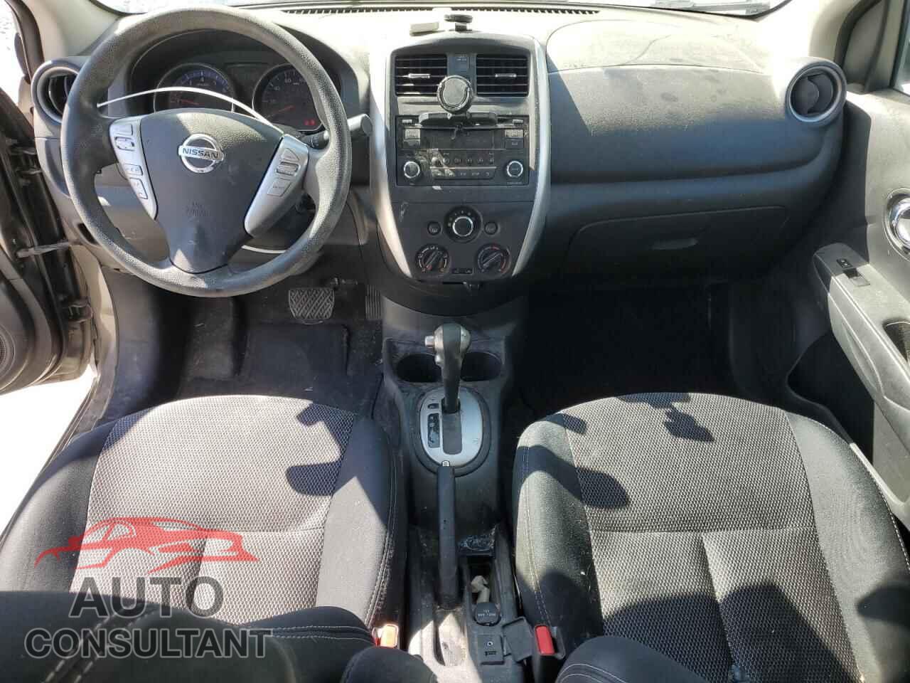 NISSAN VERSA 2015 - 3N1CN7AP3FL801247