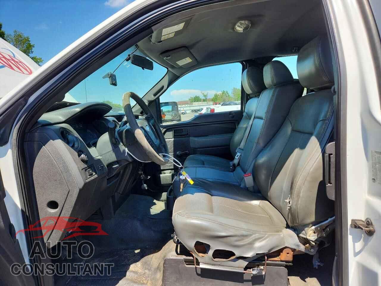 FORD F150 2013 - 1FTVX1EF0DKF07740