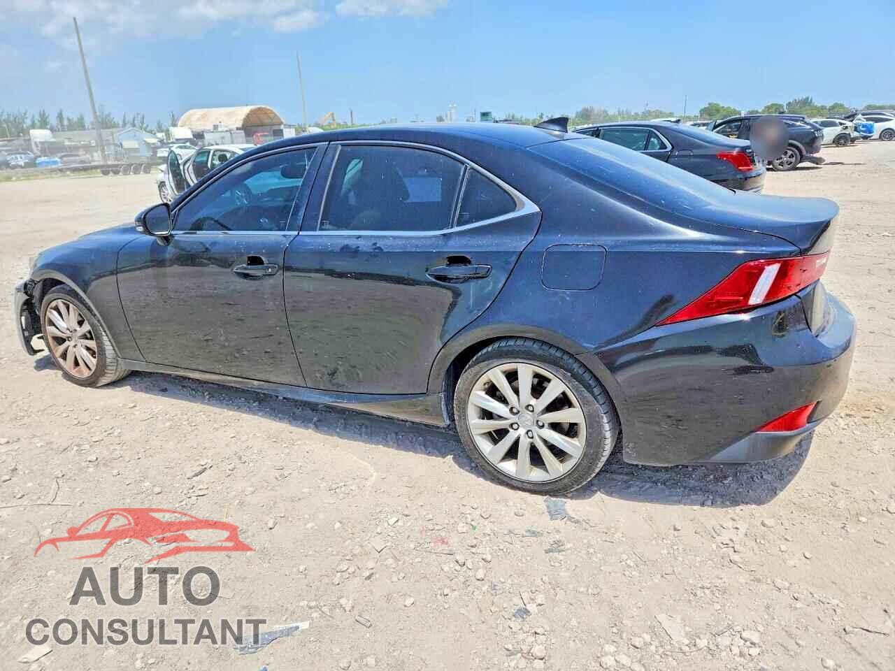 LEXUS IS 2015 - JTHBF1D28F5069313