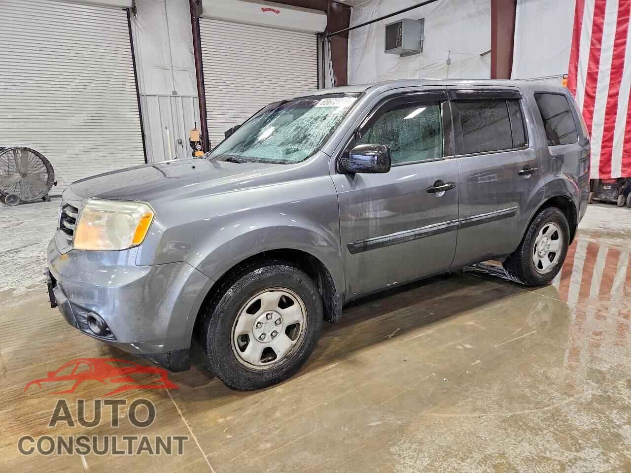 HONDA PILOT 2013 - 5FNYF4H20DB036745