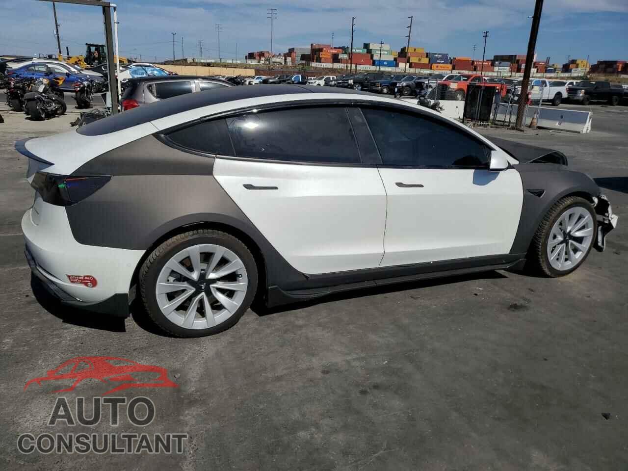 TESLA MODEL 3 2022 - 5YJ3E1EB3NF143581