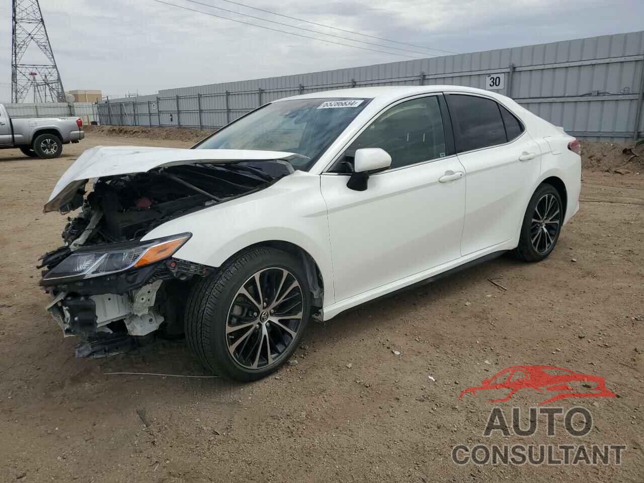 TOYOTA CAMRY 2018 - JTNB11HK5J3035761