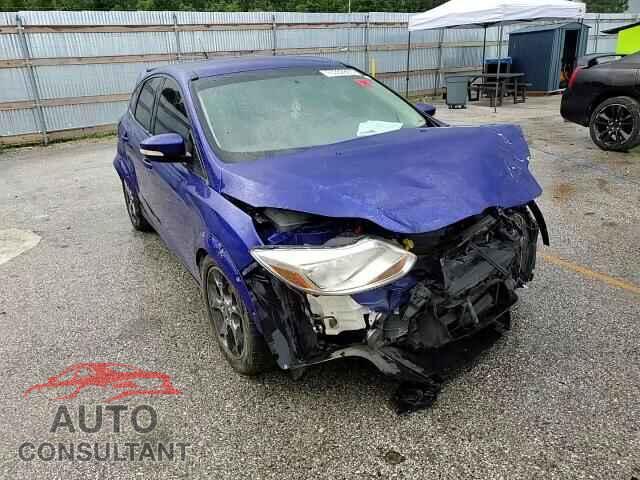 FORD FOCUS 2014 - 1FADP3K2XEL327644