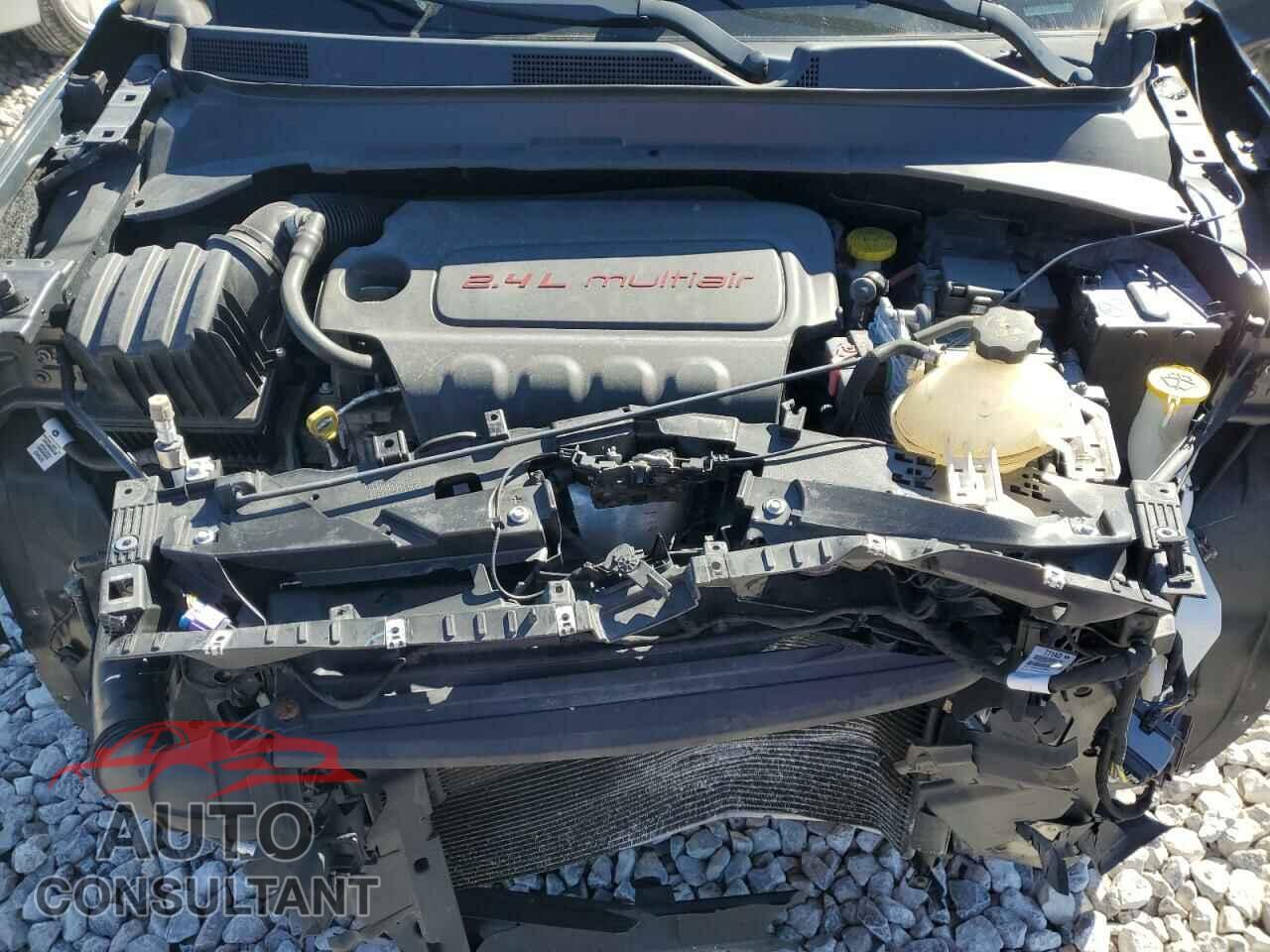 JEEP COMPASS 2018 - 3C4NJDCB8JT280939