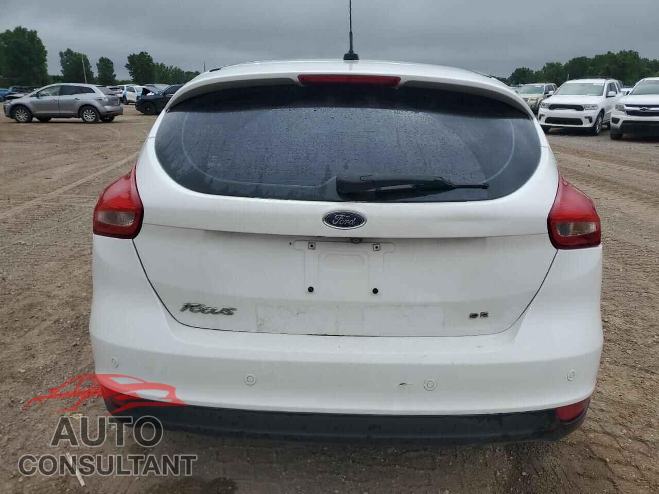 FORD FOCUS 2017 - 1FADP3M28HL340782