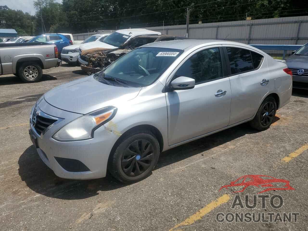 NISSAN VERSA 2015 - 3N1CN7AP8FL840447