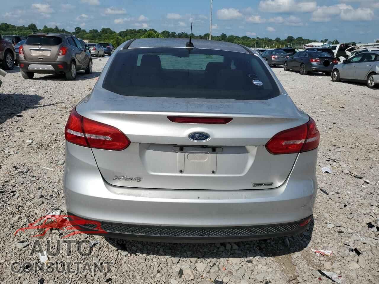 FORD FOCUS 2015 - 1FADP3E2XFL255017