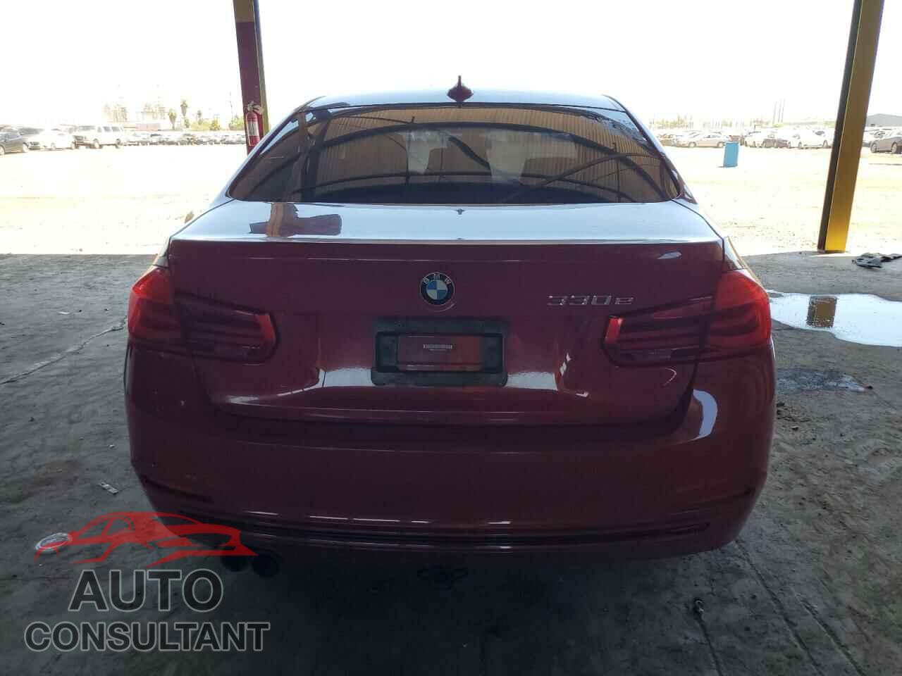 BMW 3 SERIES 2017 - WBA8E1C5XHK895253