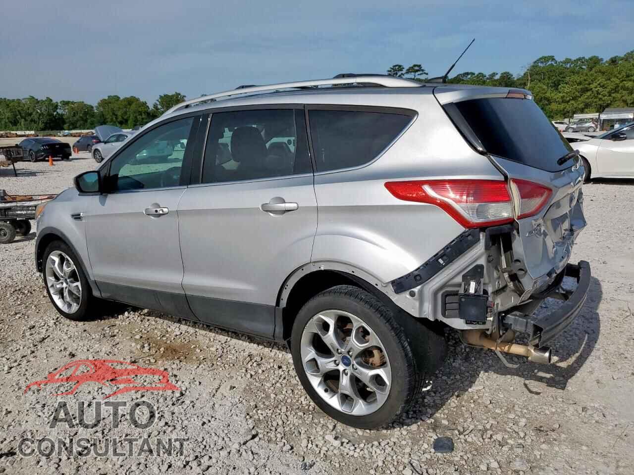 FORD ESCAPE 2013 - 1FMCU0J96DUC68205