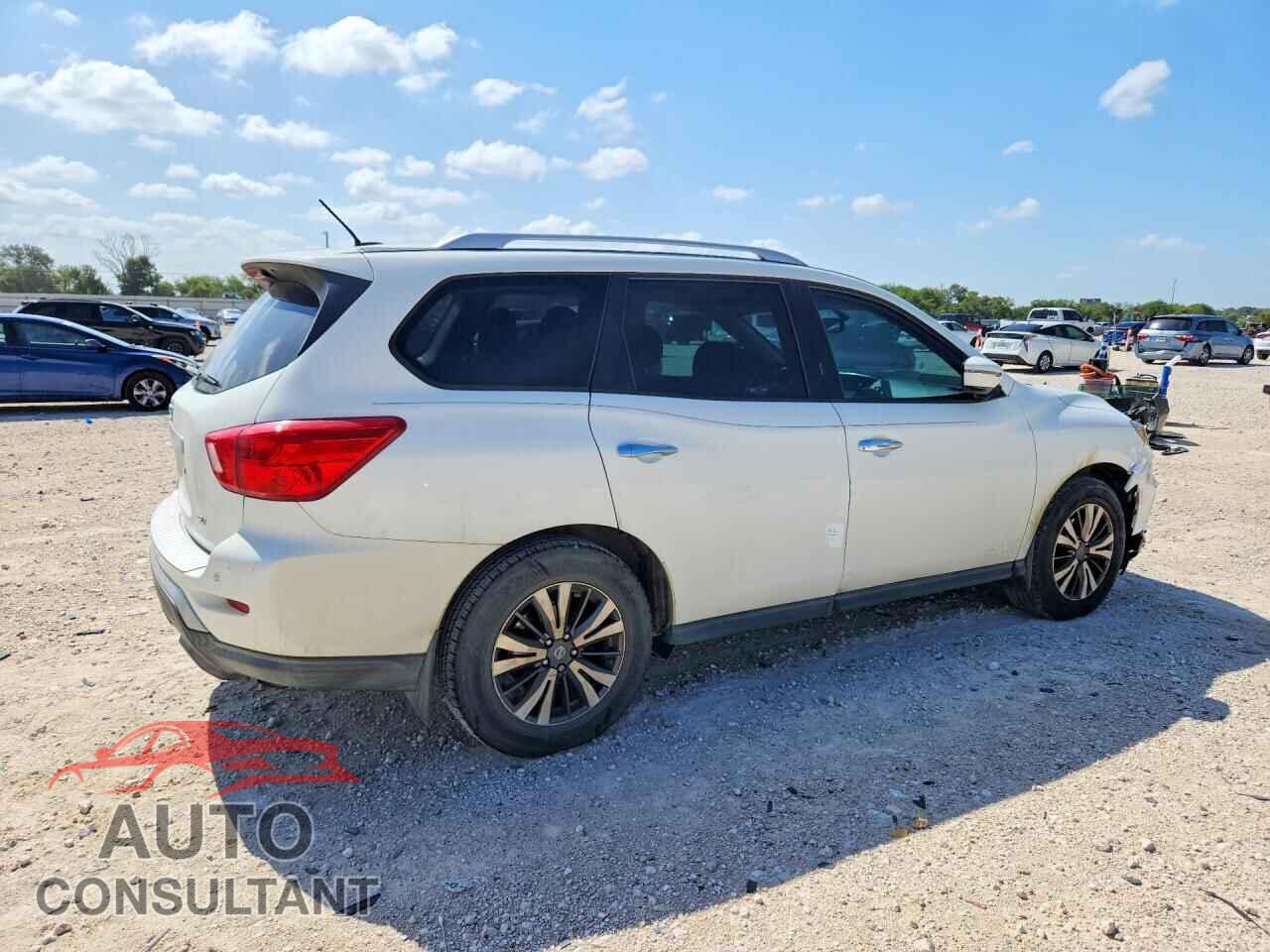 NISSAN PATHFINDER 2017 - 5N1DR2MN9HC608579
