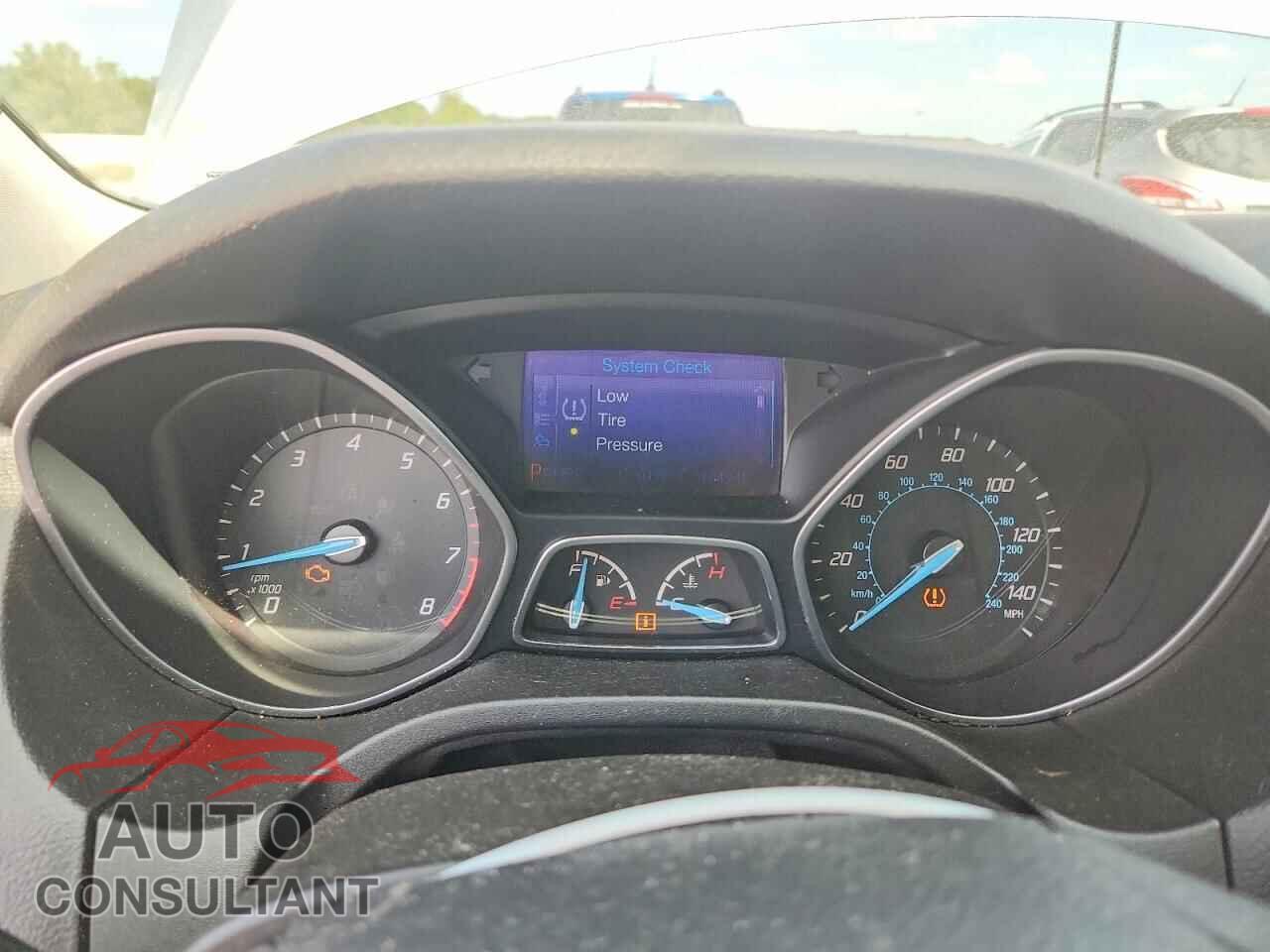 FORD FOCUS 2014 - 1FADP3F29EL107454