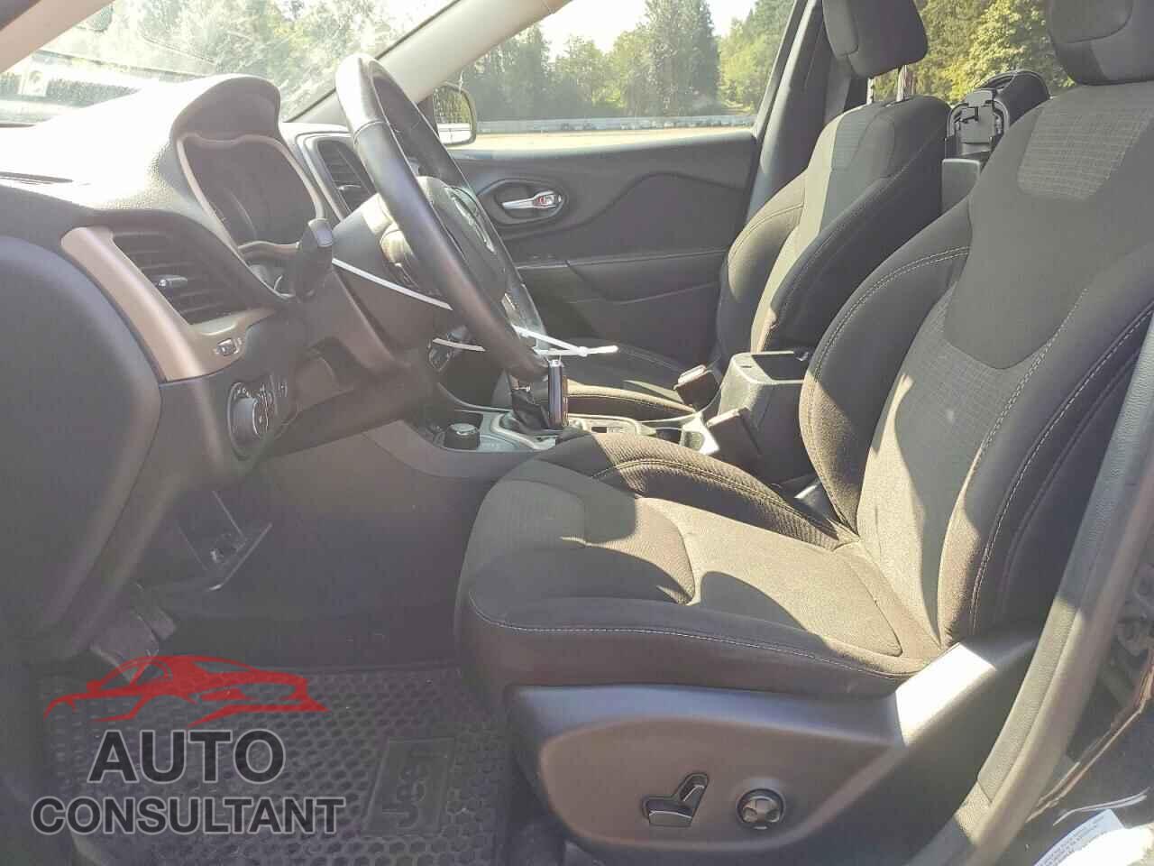 JEEP CHEROKEE 2016 - 1C4PJMCS3GW211202
