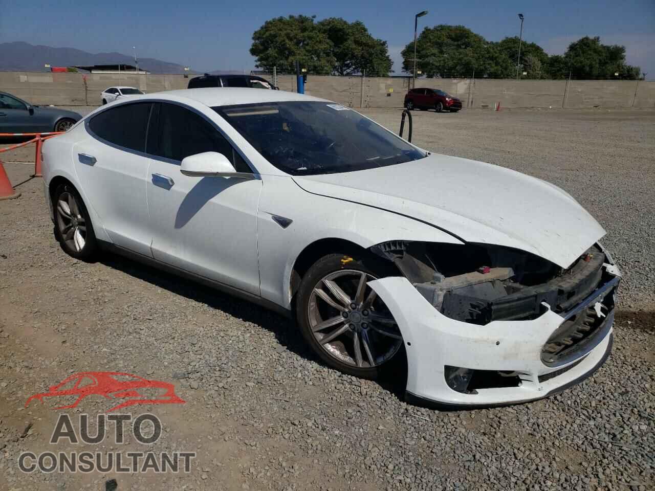 TESLA MODEL S 2014 - 5YJSA1S1XEFP51276