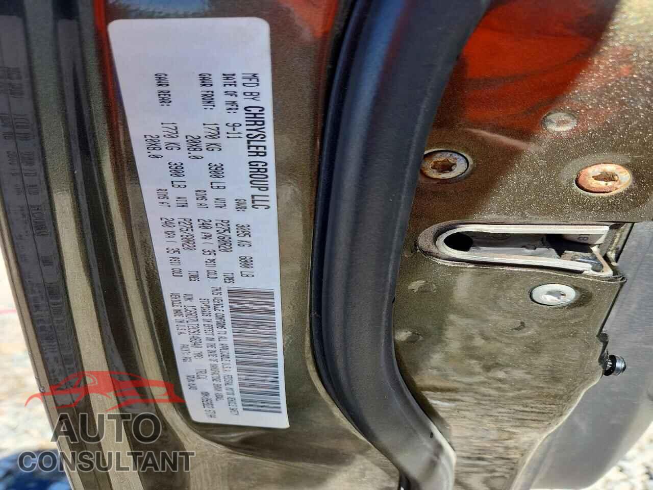 DODGE RAM 1500 2012 - 1C6RD7LT2CS148340