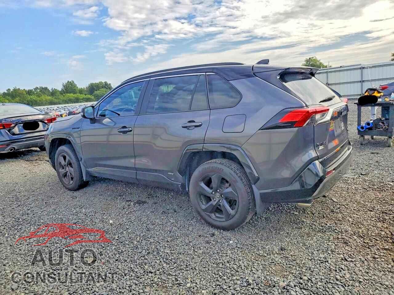 TOYOTA RAV4 2021 - 2T3E6RFV4MW008535