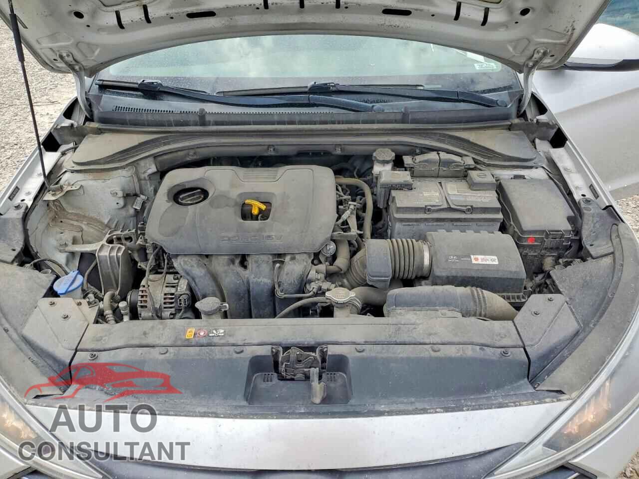 HYUNDAI ELANTRA 2019 - 5NPD74LF6KH438385