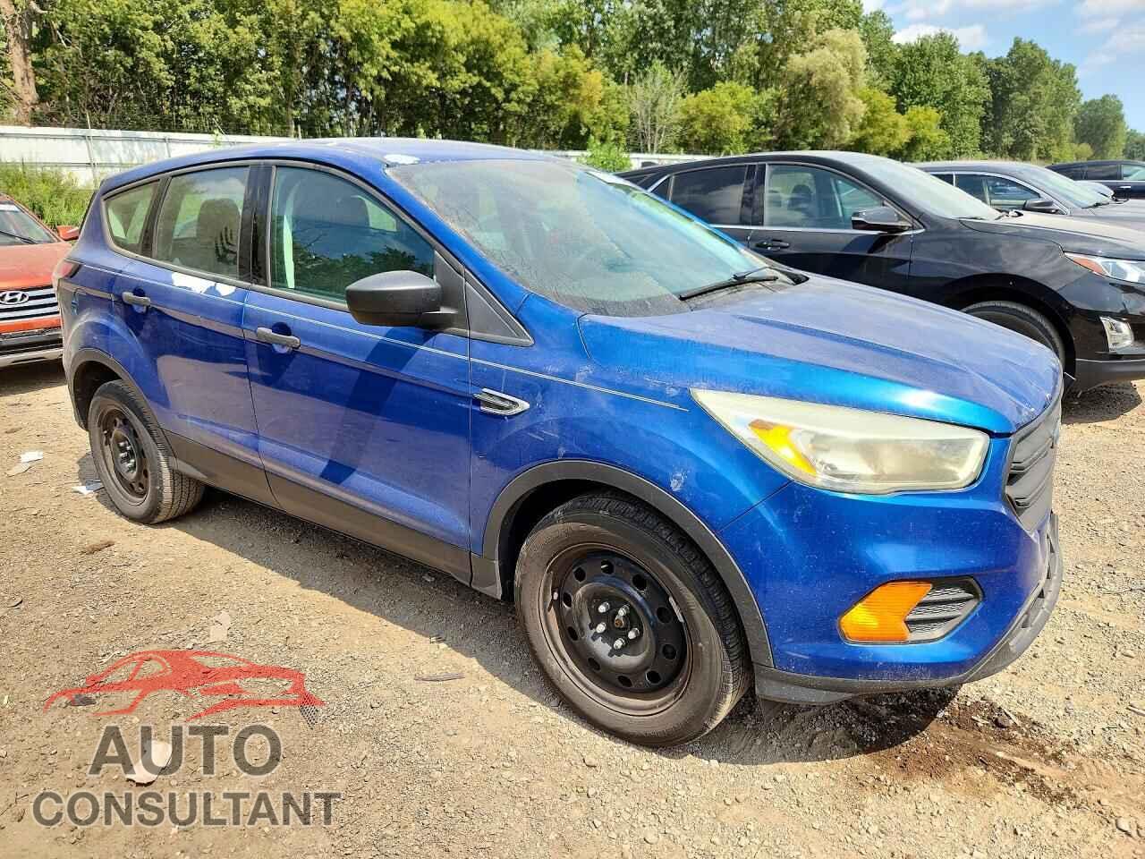 FORD ESCAPE 2017 - 1FMCU0F73HUC84777