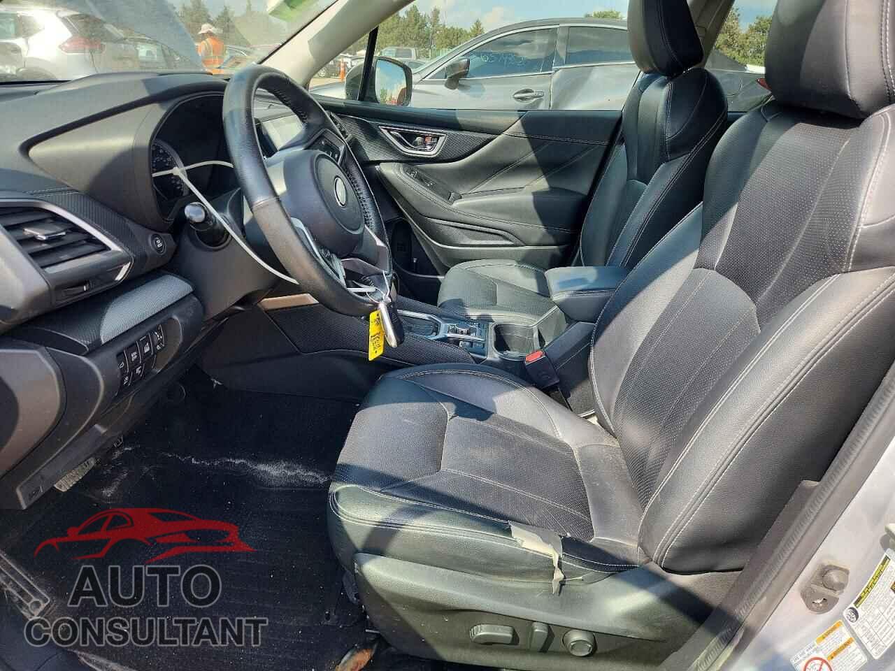 SUBARU FORESTER 2019 - JF2SKAUC8KH435318