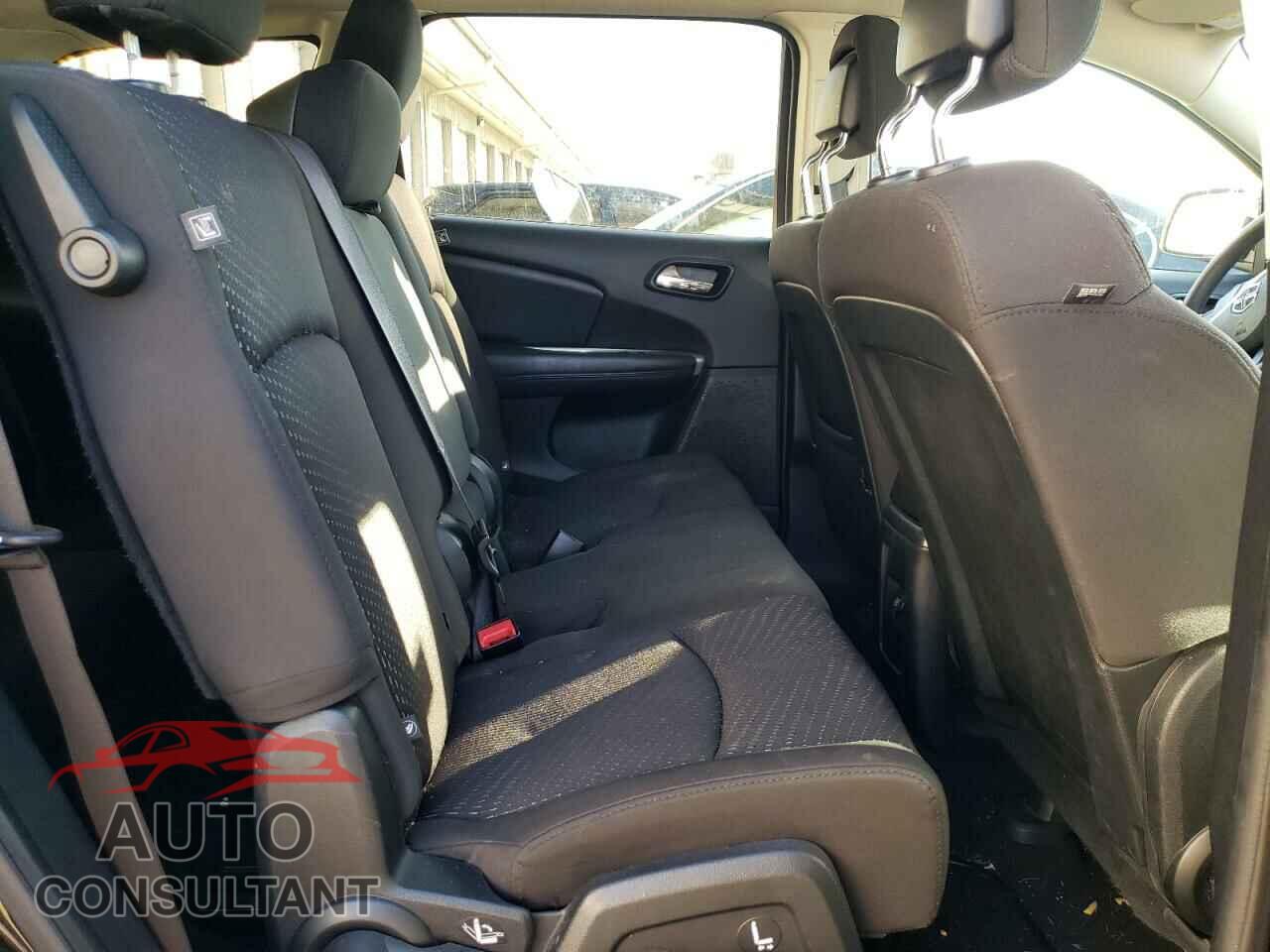 DODGE JOURNEY 2017 - 3C4PDCBG5HT533152