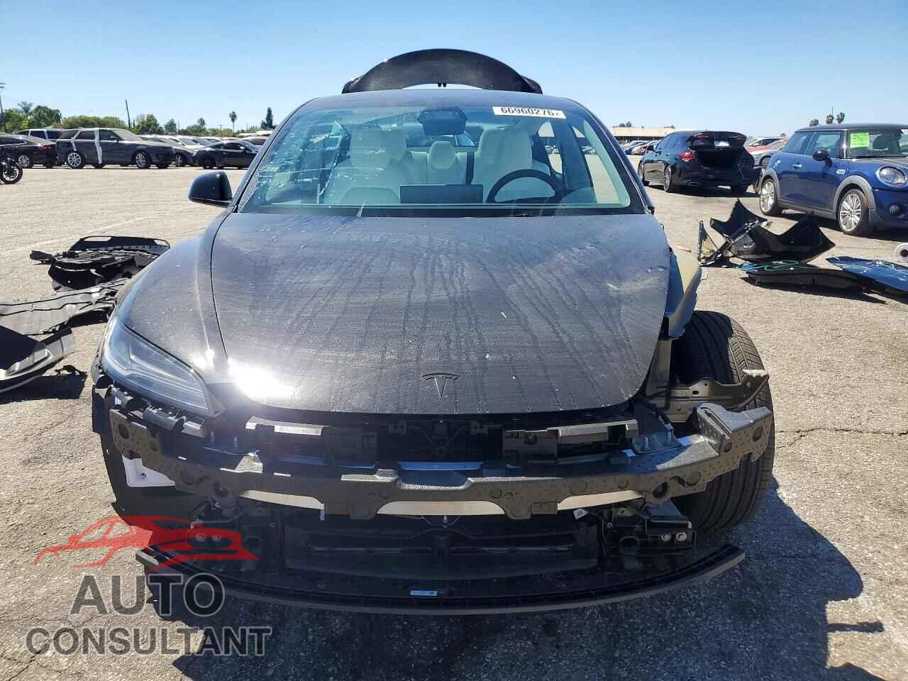 TESLA MODEL 3 2026 - 5YJ3E1EA5TF183018
