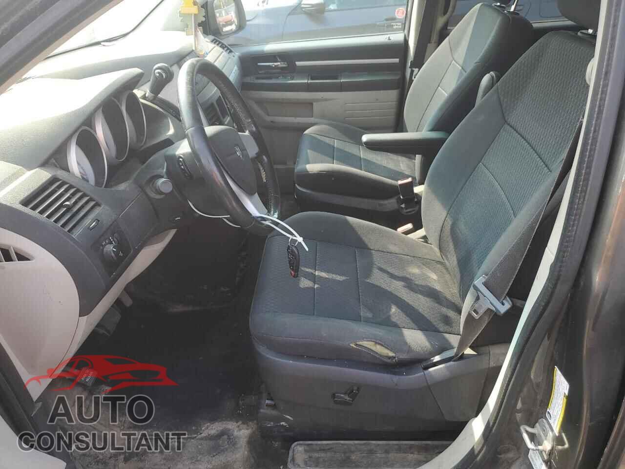 DODGE CARAVAN 2010 - 2D4RN4DE3AR425535