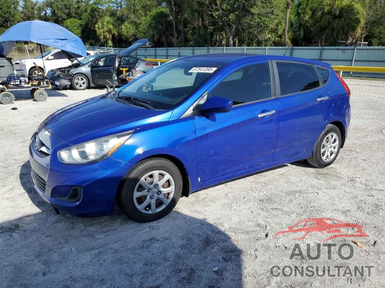 HYUNDAI ACCENT 2013 - KMHCT5AE0DU123092