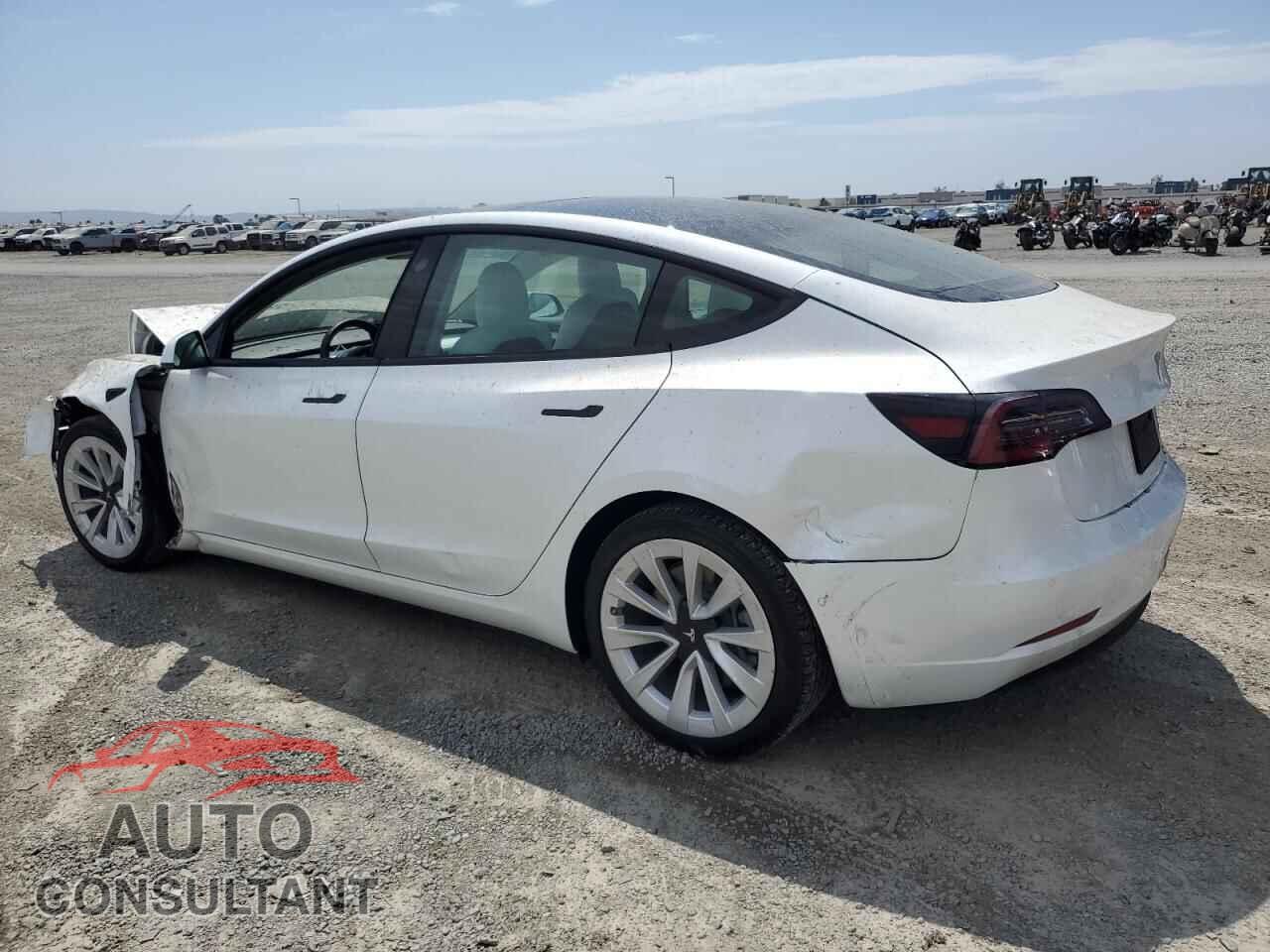 TESLA MODEL 3 2021 - 5YJ3E1EB2MF975489