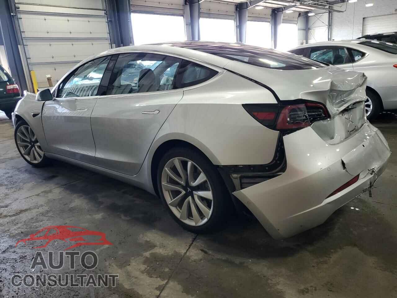 TESLA MODEL 3 2018 - 5YJ3E1EA7JF006127