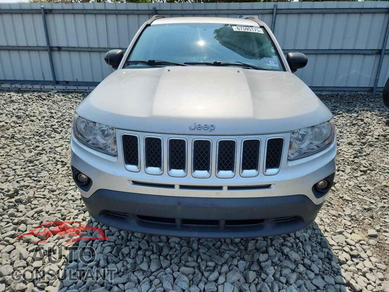 JEEP COMPASS 2013 - 1C4NJDBB2DD281466