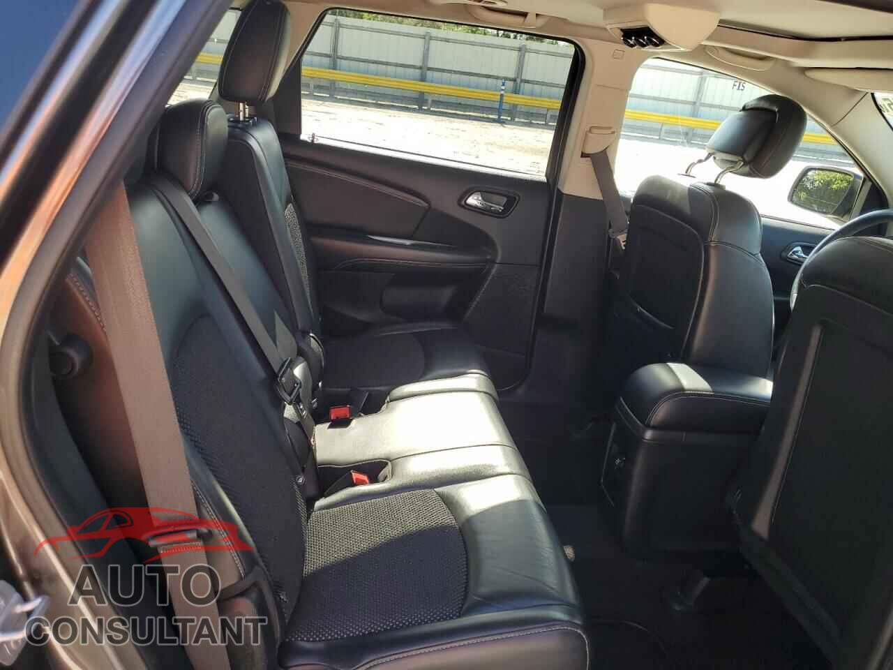 DODGE JOURNEY 2017 - 3C4PDCGG0HT685106