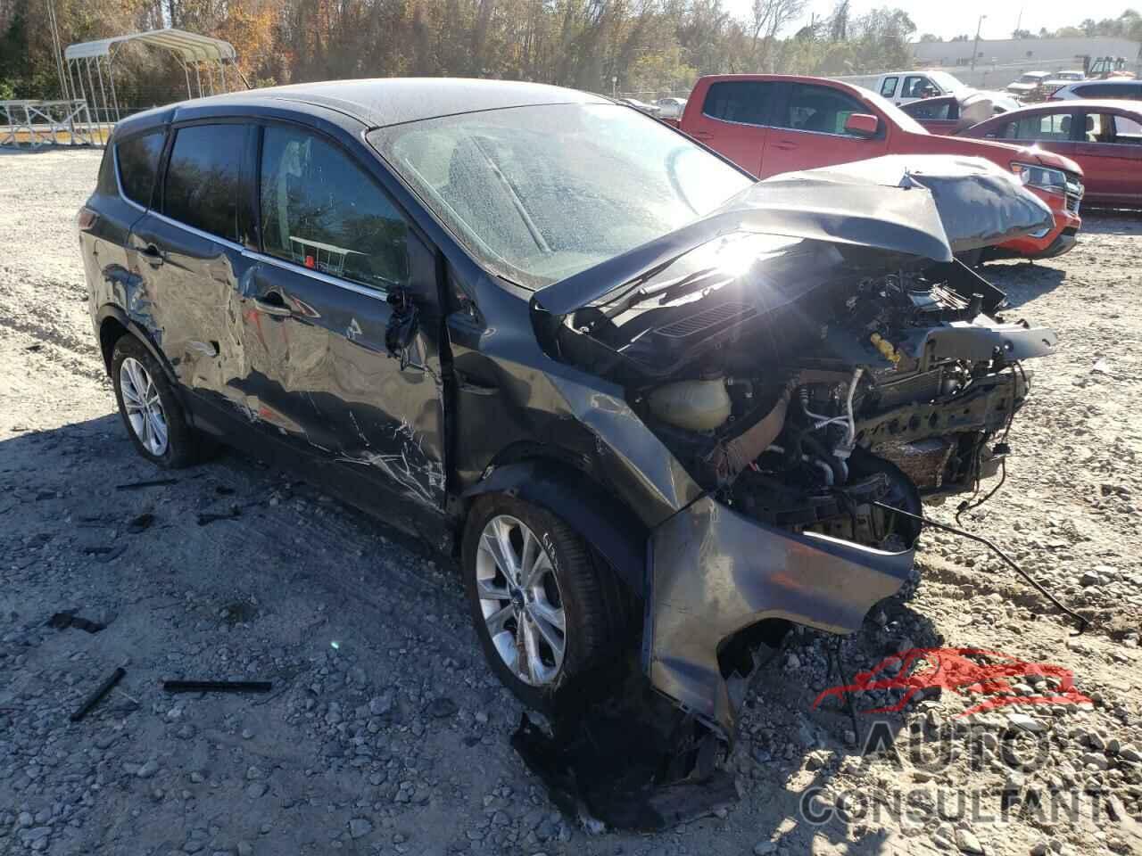 FORD ESCAPE 2017 - 1FMCU0GD2HUA25041