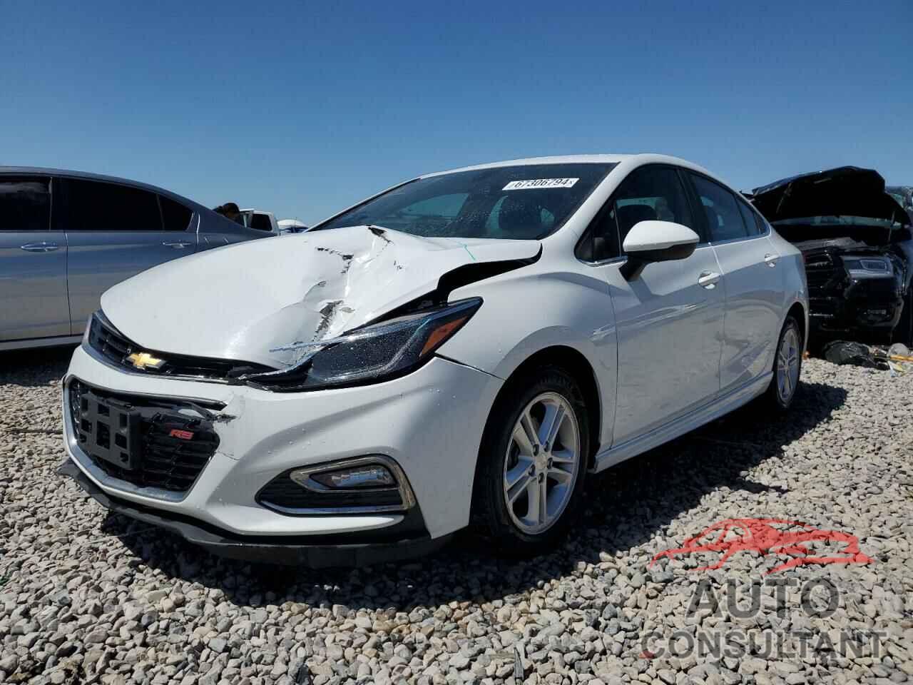 CHEVROLET CRUZE 2018 - 1G1BE5SM1J7244006