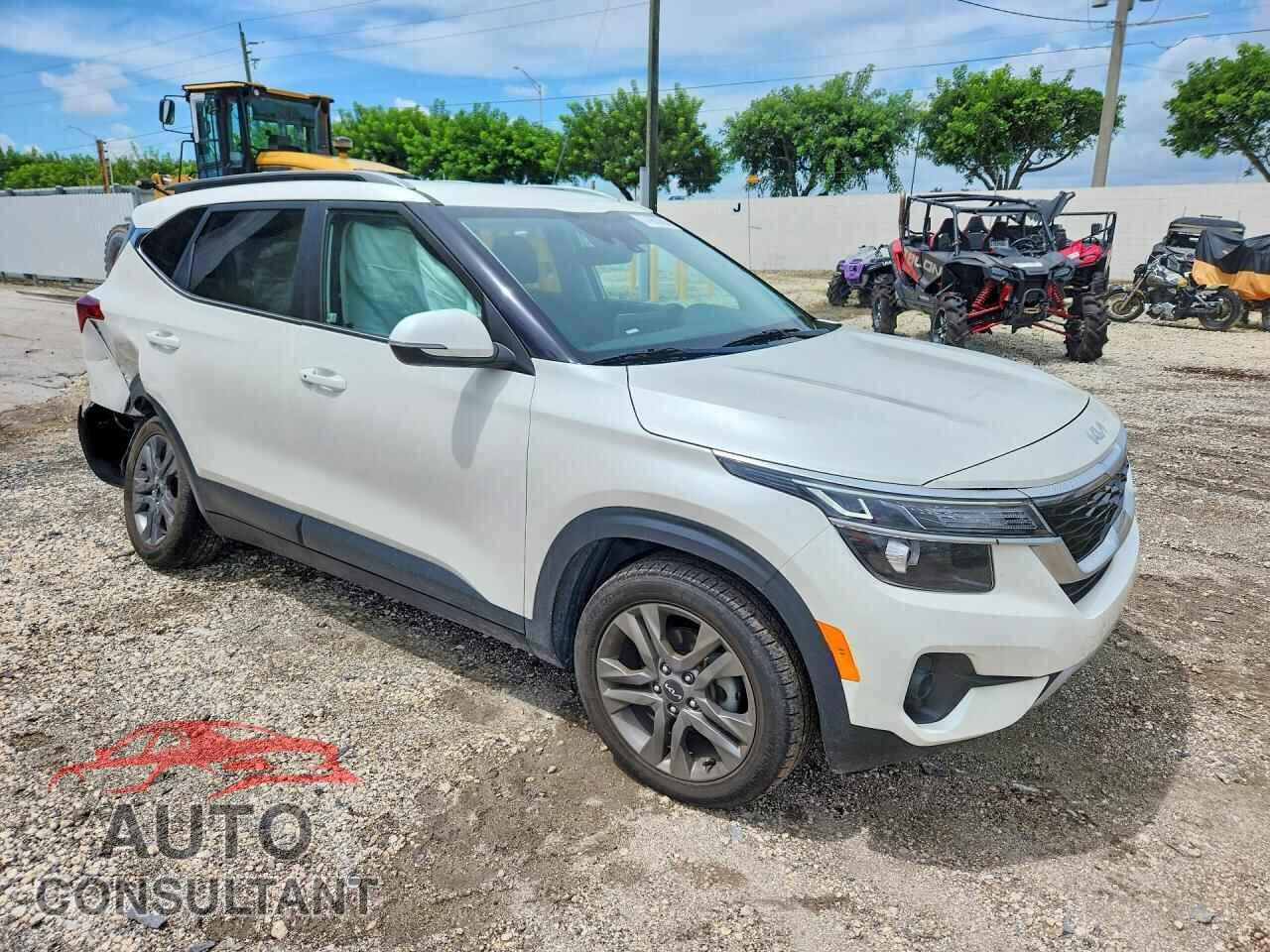 KIA SELTOS 2023 - KNDEU2AA2P7371076