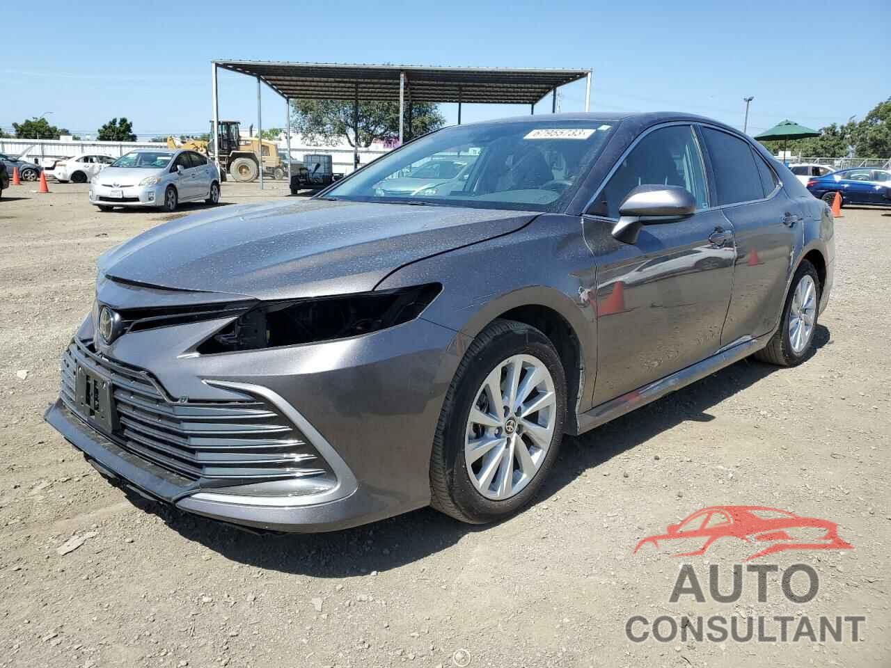 TOYOTA CAMRY 2023 - 4T1C11AKXPU803395