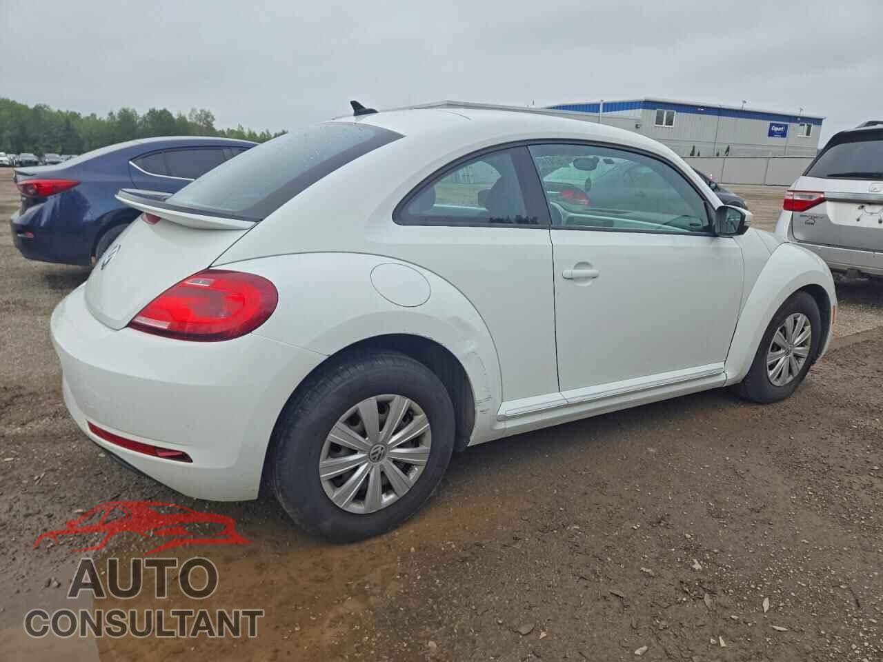 VOLKSWAGEN BEETLE 2017 - 3VWJ17AT9HM615977