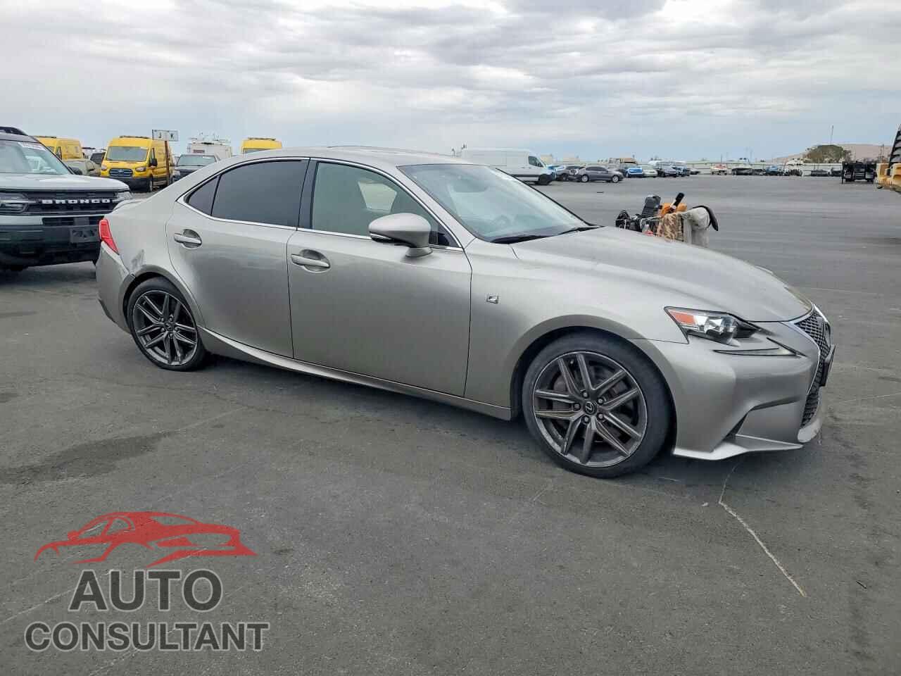 LEXUS IS 2016 - JTHBE1D28G5024649