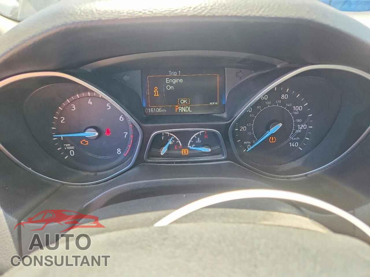 FORD FOCUS 2018 - 1FADP3E20JL260574