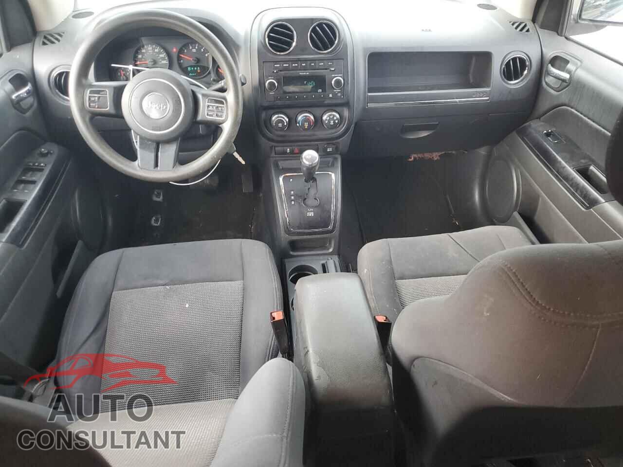 JEEP COMPASS 2011 - 1J4NT1FA5BD290521
