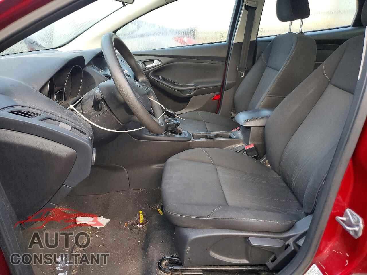 FORD FOCUS 2016 - 1FADP3F26GL351663