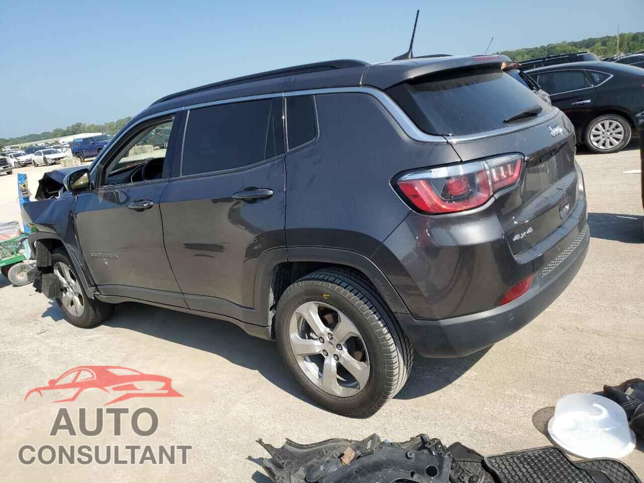 JEEP COMPASS 2018 - 3C4NJDBB5JT392437