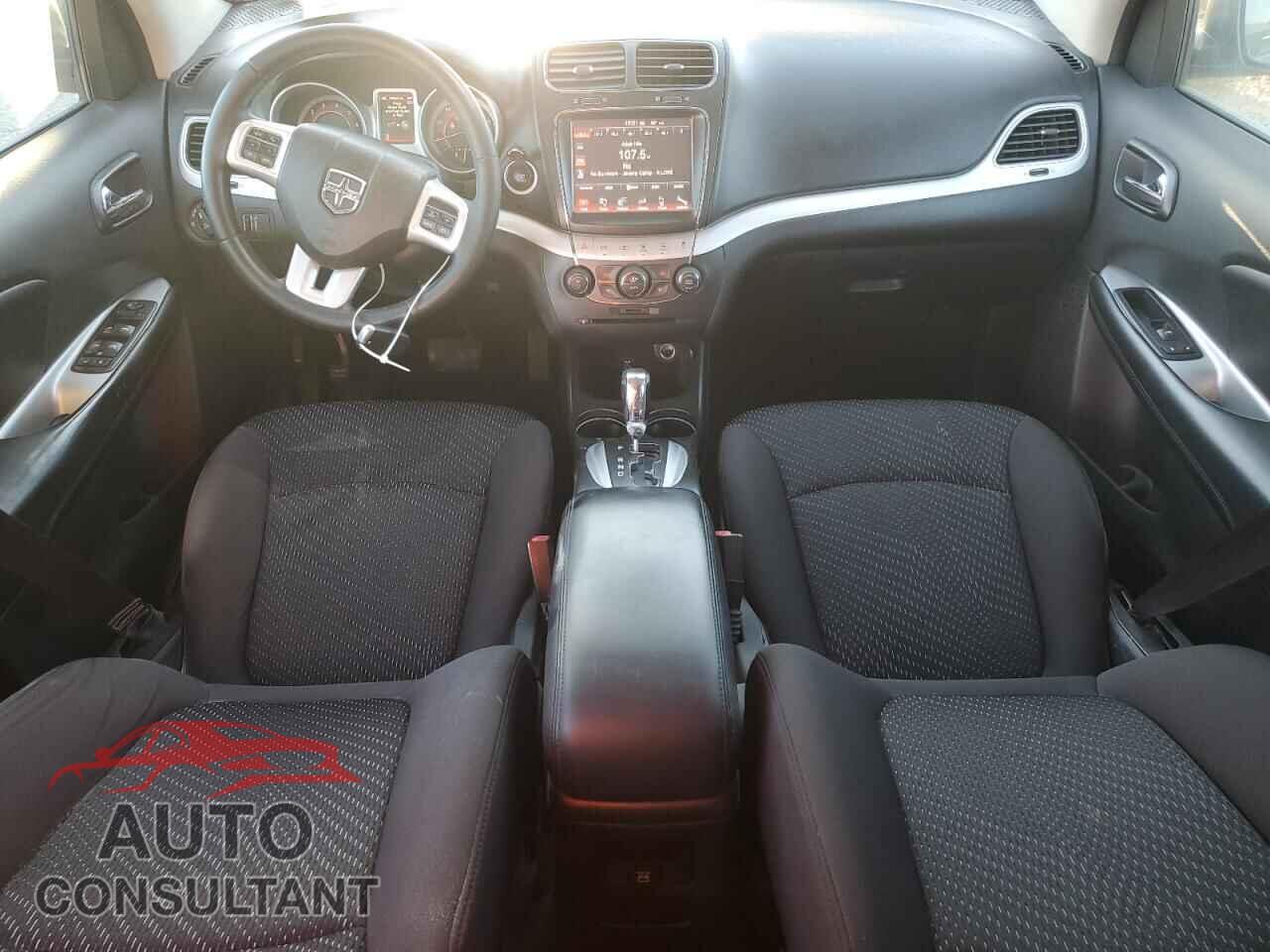 DODGE JOURNEY 2017 - 3C4PDCBGXHT705840