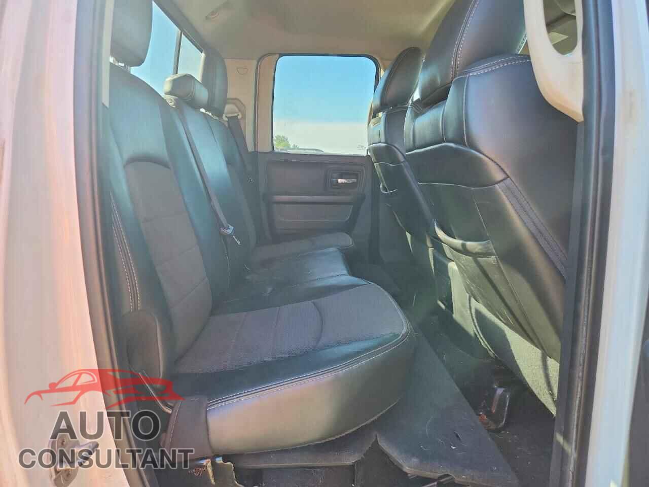 DODGE RAM 1500 2012 - 1C6RD7HT2CS273606