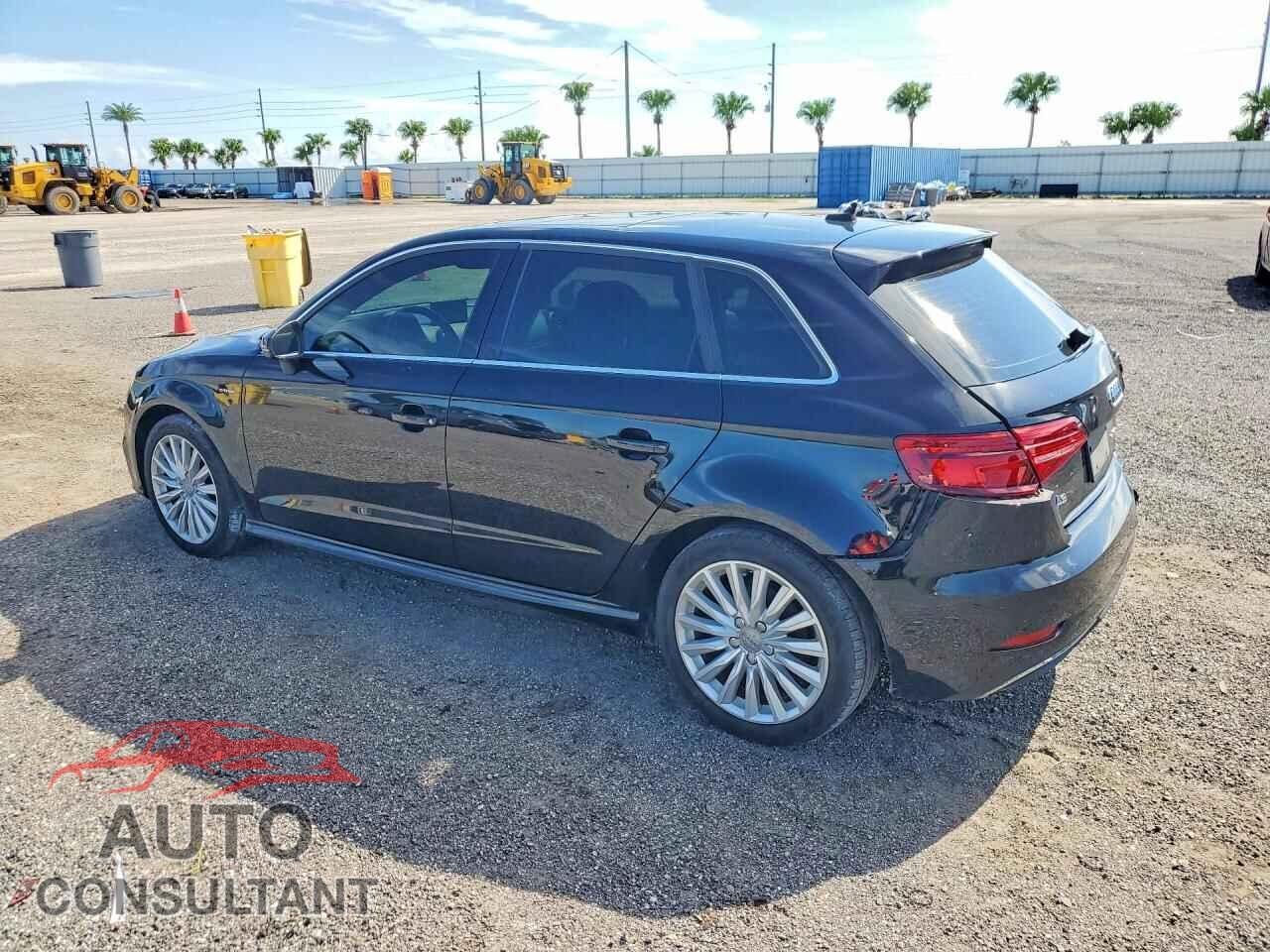 AUDI A3 2017 - WAUTPBFF2HA035870