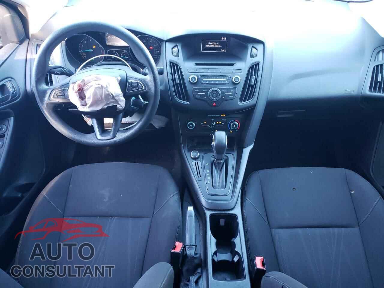 FORD FOCUS 2017 - 1FADP3E29HL325187