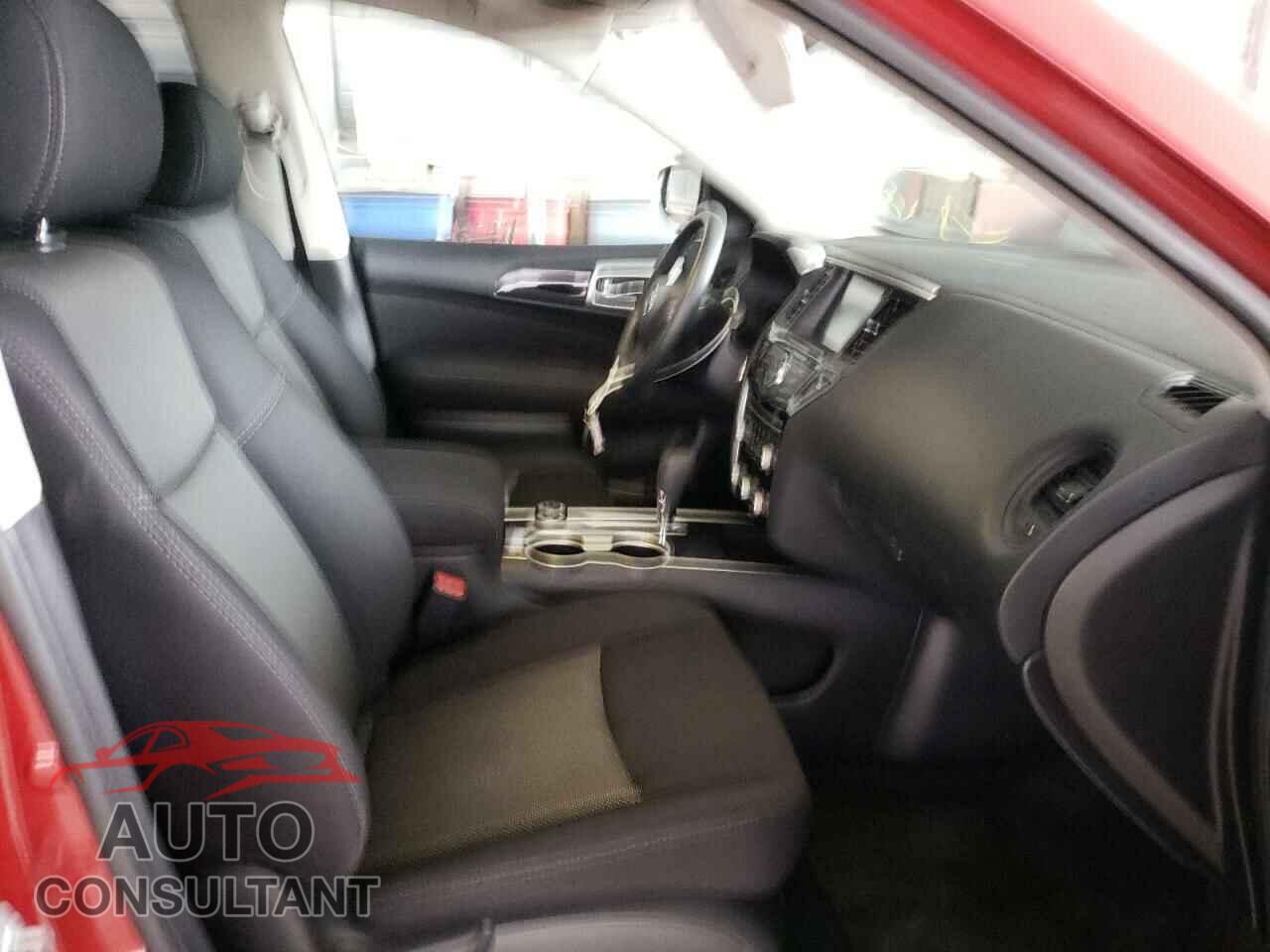 NISSAN PATHFINDER 2017 - 5N1DR2MM8HC683085